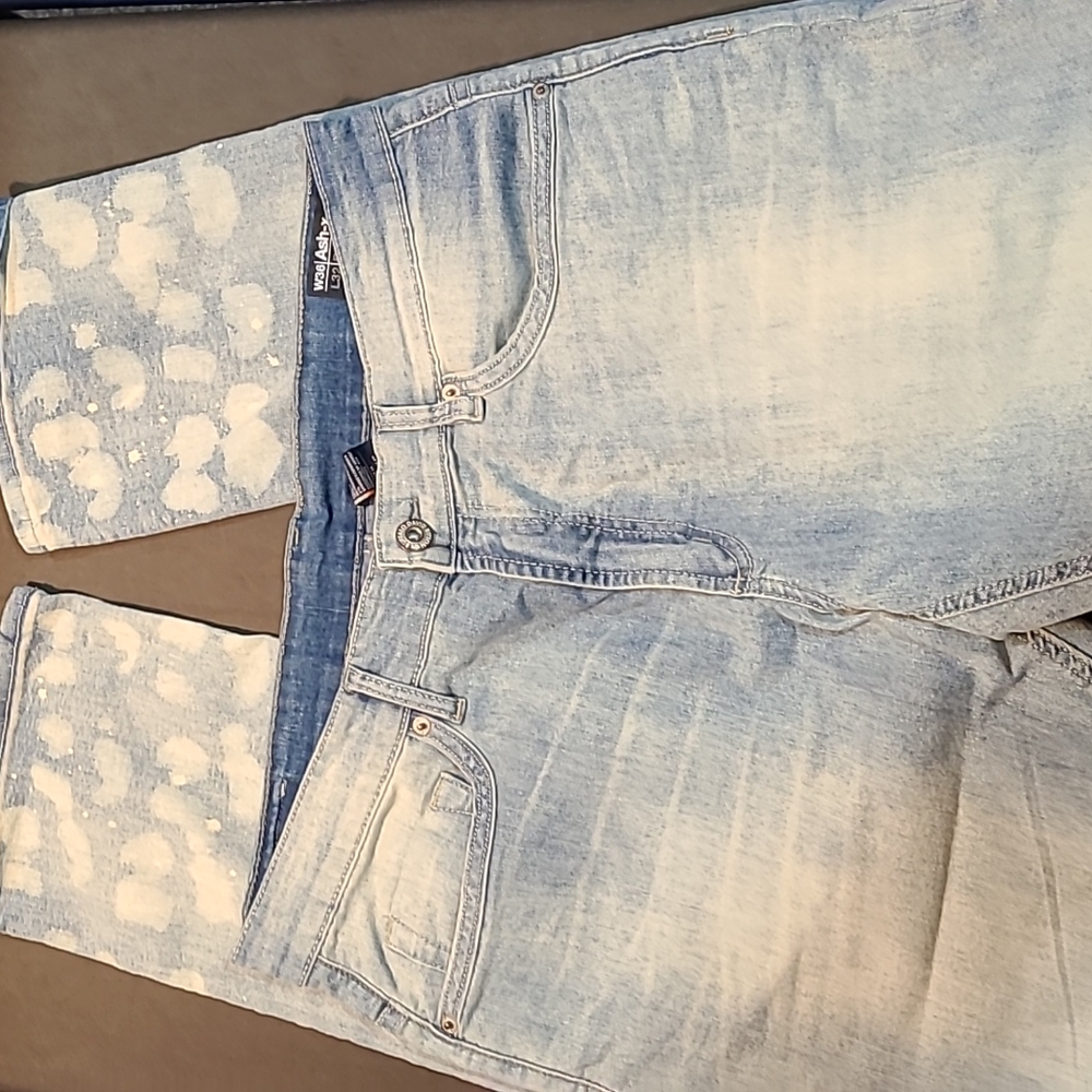 Buffalo David Bitton Men's Jeans size 36 x 32. Like New ! Skinny Stretch